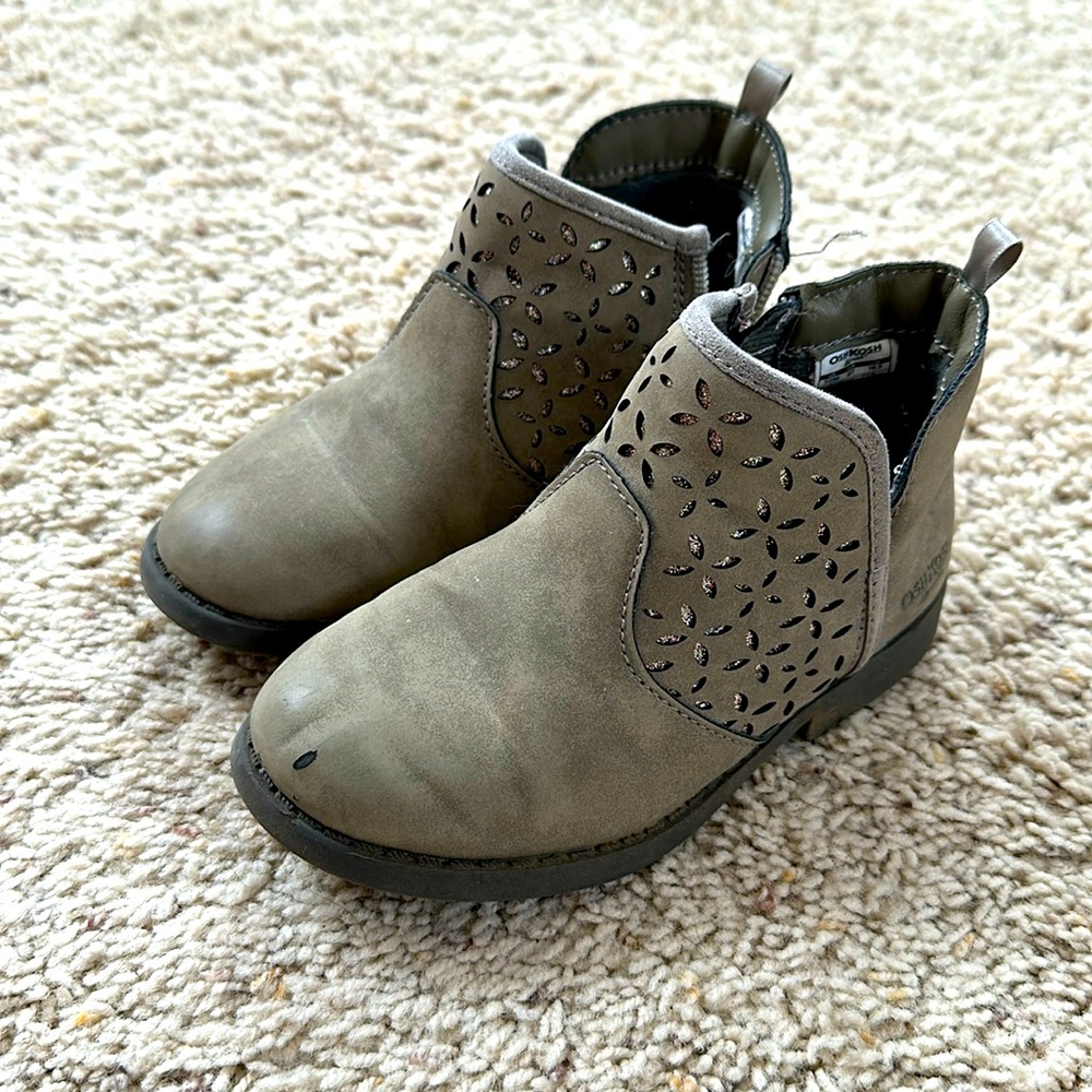 Toddler girls size 10 from OshKosh
